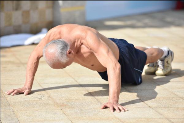 60岁后怎么判断身体素质好坏?满足4个条件可谓老当益壮! 60岁后怎么判断身体素质好坏?满足4个条件可谓老当益壮!