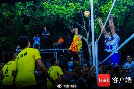 扣球姿势要帅!多图带你回顾海南“村VA”首场比赛 扣球姿势要帅!多图带你回顾海南“村VA”首场比赛