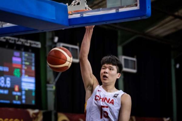 u19男篮世界杯杨瀚森23分助中国队取首胜