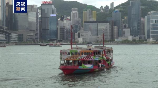 香港举行多彩活动庆祝回归祖国26周年