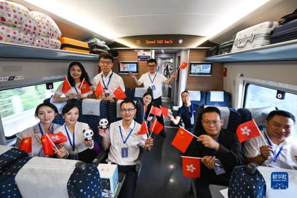 成都开行往返香港直达高铁 成都开行往返香港直达高铁