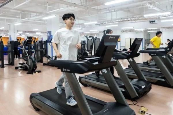 学食住行,哈工大给你全新体验! 学食住行,哈工大给你全新体验!