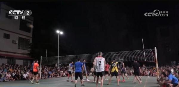 民间排球点燃群众参与热情 “村排”火爆带动海南旅游 民间排球点燃群众参与热情 “村排”火爆带动海南旅游