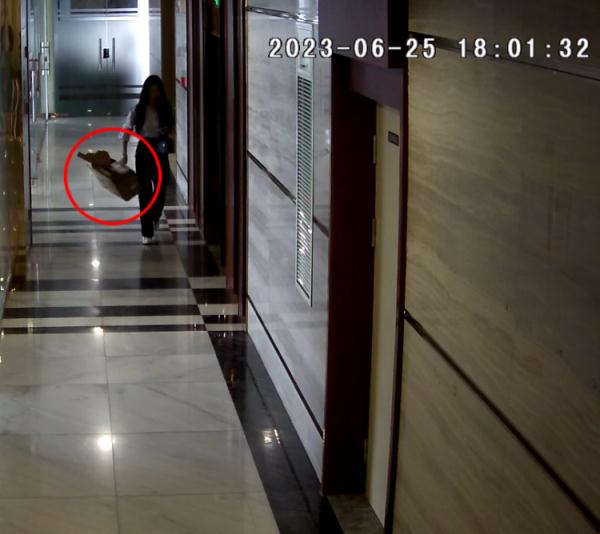 因为一个烟头,柳州一男子差点被拘留…… 因为一个烟头,柳州一男子差点被拘留……