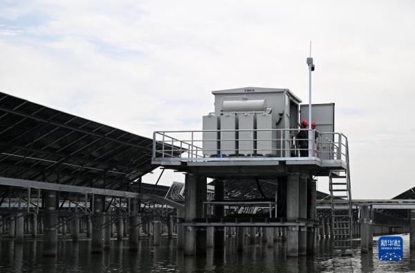 “盐光互补”助力能源结构转型 “盐光互补”助力能源结构转型