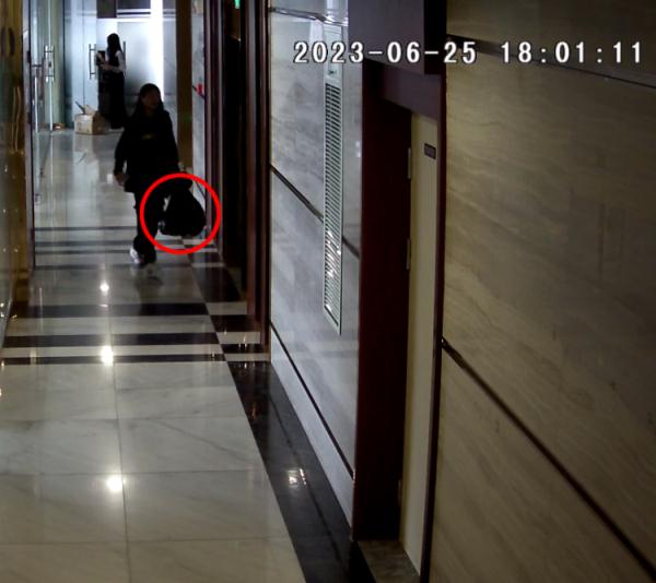 因为一个烟头,柳州一男子差点被拘留…… 因为一个烟头,柳州一男子差点被拘留……