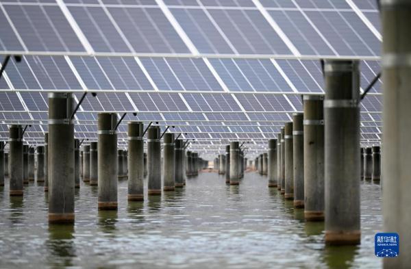 “盐光互补”助力能源结构转型 “盐光互补”助力能源结构转型