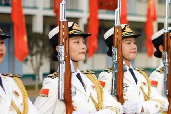 女兵应征报名,正在进行! 女兵应征报名,正在进行!