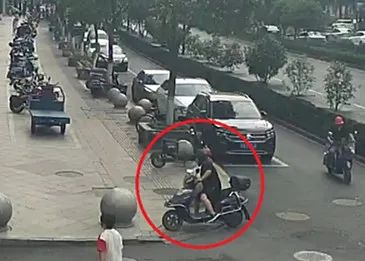 离谱！杭州奶茶店外卖频频被偷，一查“骑手”竟是...