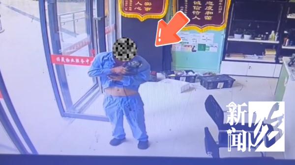 上海一男子颈部插着切割机血流不止，警车狂飙10分钟送医