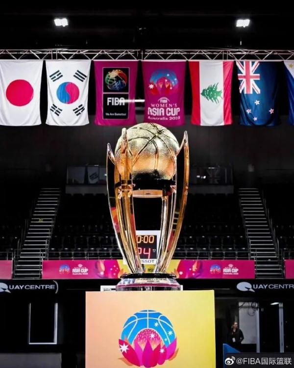 夺冠!中国女篮逆转日本队! 夺冠!中国女篮逆转日本队!