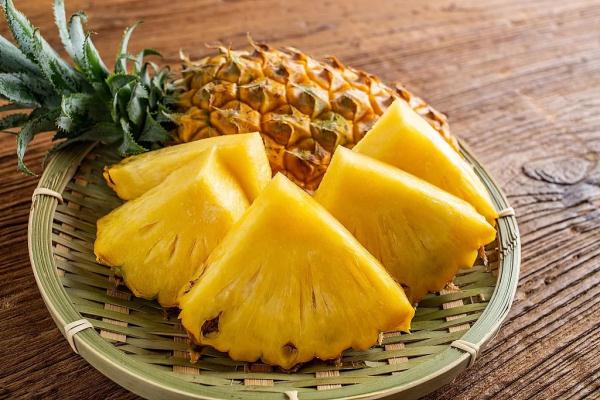 连吃两个水果后出事了!天热了,这种情况要注意 连吃两个水果后出事了!天热了,这种情况要注意