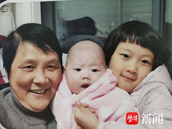 老母亲是侦察兵出身?女子半夜起来替两闺女拍蚊子,走出158步“吓坏”老母亲 老母亲是侦察兵出身?女子半夜起来替两闺女拍蚊子,走出158步“吓坏”老母亲