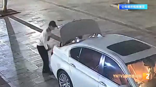 细思极恐！车没被撬，东西装后备箱却被盗！监控显示……