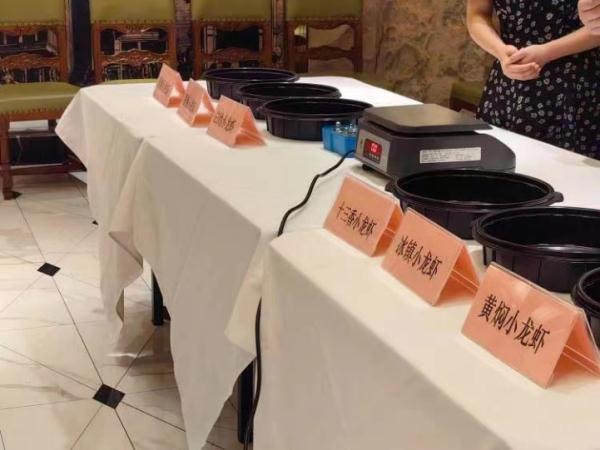 2斤小龙虾外卖，到手少6两？商家辩称“烧熟缩水”，上海消保委实测惊人