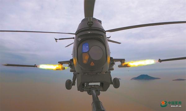 铁翼飞旋啸海天,某陆航旅开展实兵实弹演练 铁翼飞旋啸海天,某陆航旅开展实兵实弹演练