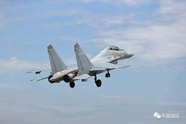 战鹰列阵！锤炼全时域全天候作战硬功