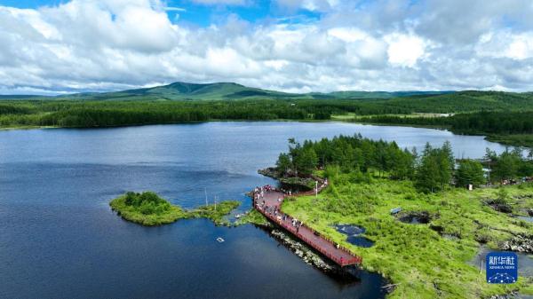 内蒙古阿尔山：夏日风光引游人