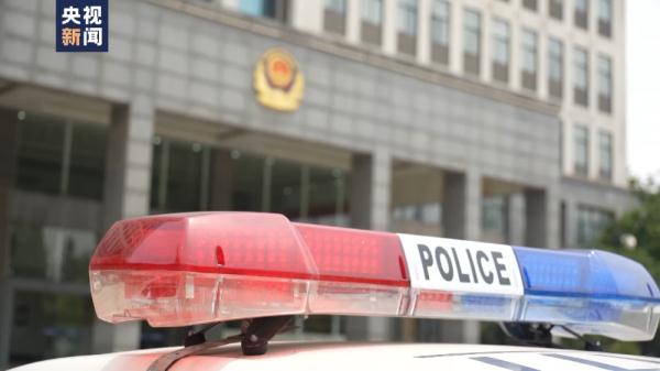 当心“桃色陷阱”!揭秘“裸聊”敲诈勒索背后的层层套路→ 当心“桃色陷阱”!揭秘“裸聊”敲诈勒索背后的层层套路→