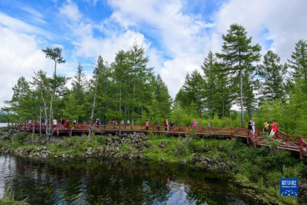 内蒙古阿尔山：夏日风光引游人