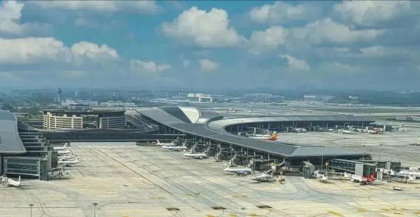 创历史同期新高！成都航空枢纽上半年运送旅客3458.9万人次