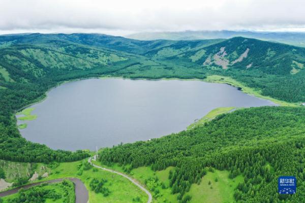内蒙古阿尔山：夏日风光引游人