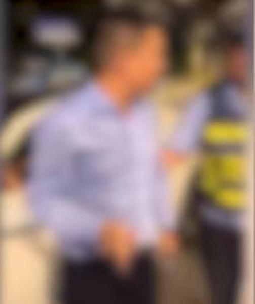 查酒驾，被查车辆后排有人掏出警官证问“能不能走”，纪委介入！