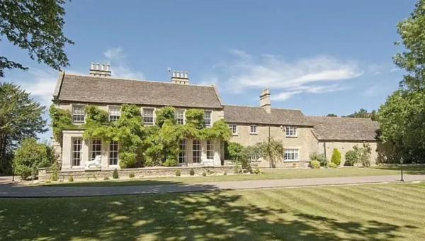 夫妇买彩票中3亿元，曾发誓过普通生活，7年后……