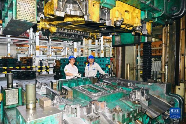 在汽车强国路上创新前行的“汽车人”