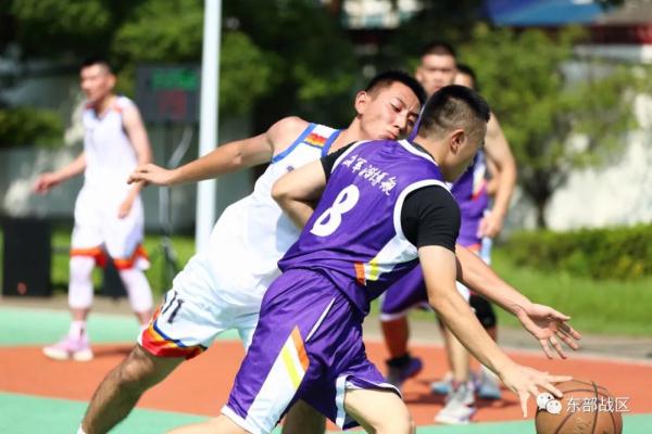 水兵亮出“肌肉铠甲”，你慕了吗？