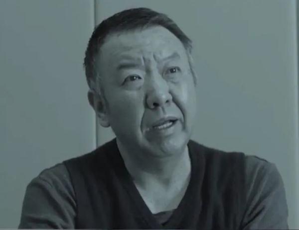 落马副市长妻子打人耳光成习惯，还拿钱甩交警