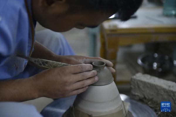 河南汝州：深耕汝瓷业沃土 推动高质量发展