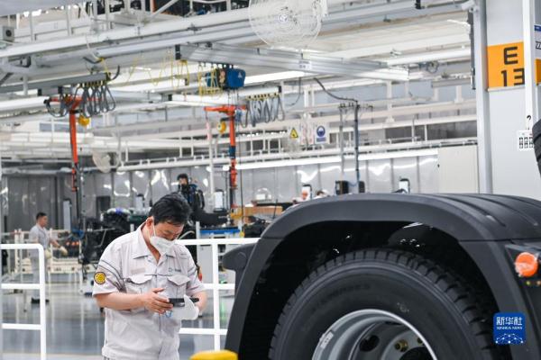 在汽车强国路上创新前行的“汽车人”