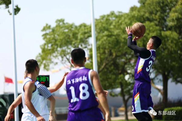 水兵亮出“肌肉铠甲”，你慕了吗？