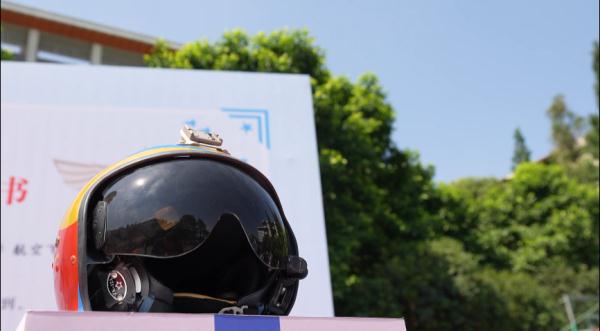 平均超一本线80分!这两所青少年航校51人被空军录取为飞行学员 平均超一本线80分!这两所青少年航校51人被空军录取为飞行学员