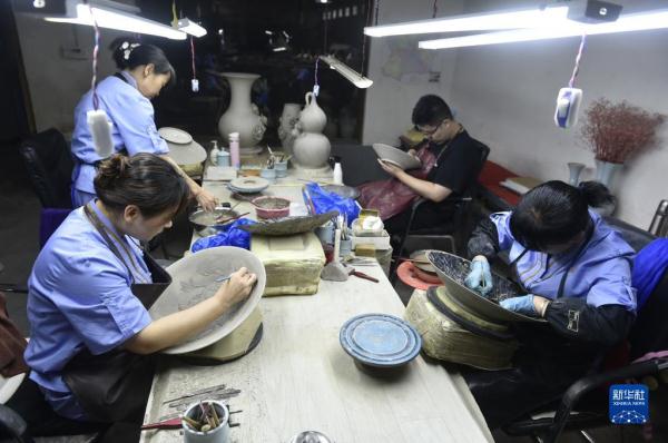 河南汝州：深耕汝瓷业沃土 推动高质量发展