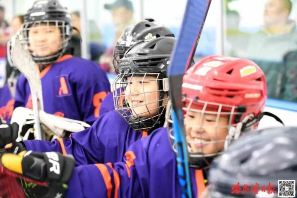 【相约哈尔滨 逐梦亚冬会】“亚冬会，我们准备好了！”青少年冰上展演活力四射