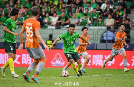 北京国安5比0深圳队