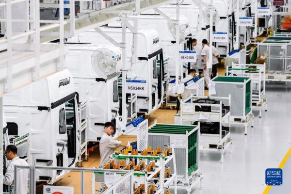 在汽车强国路上创新前行的“汽车人”