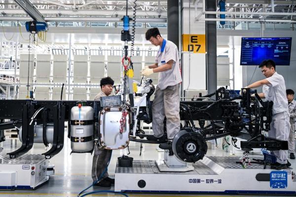 在汽车强国路上创新前行的“汽车人”