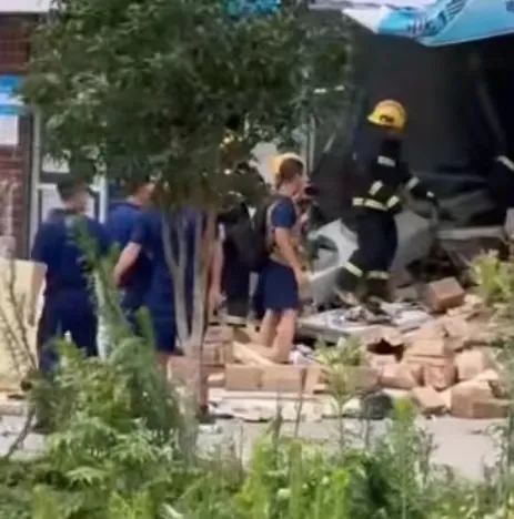 雪糕店爆炸致1死1伤！事发原因公布