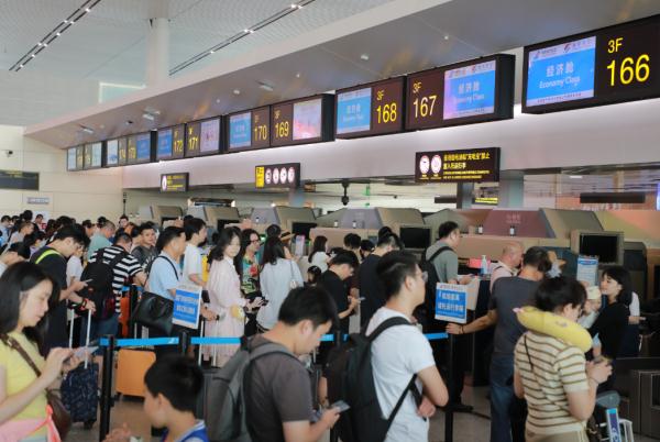 暑运期间 重庆航空新开恢复多条航线