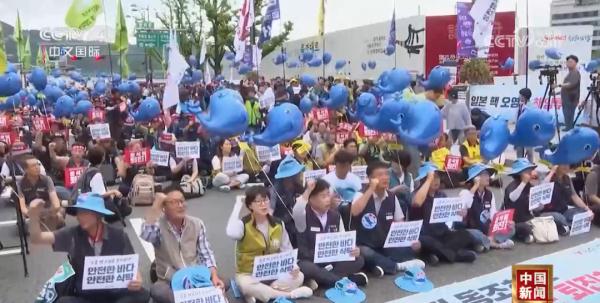 韩国，访问与抗议都在继续