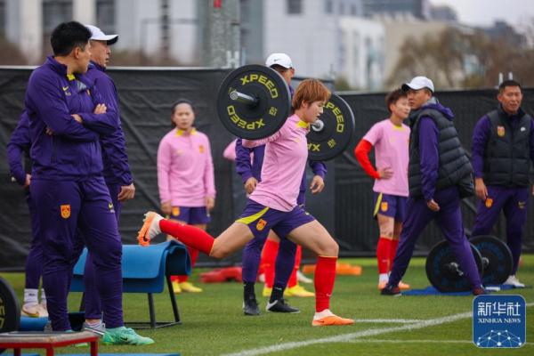 中国女足在澳备战世界杯