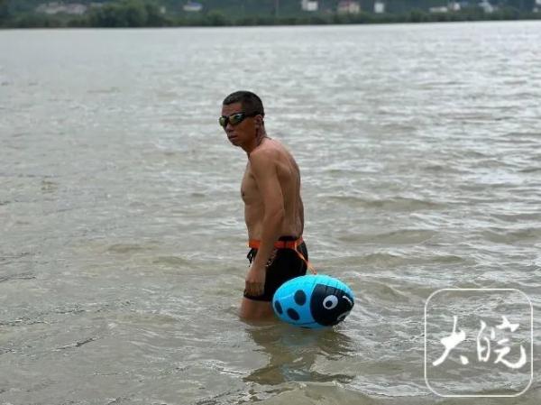 义务值守淮河岸边！他8年救下30余名溺水者：会守护一辈子