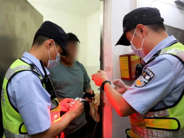 三天抓获517人，佛山公安夏夜治安巡查宣防第一次集中统一行动成果显著！