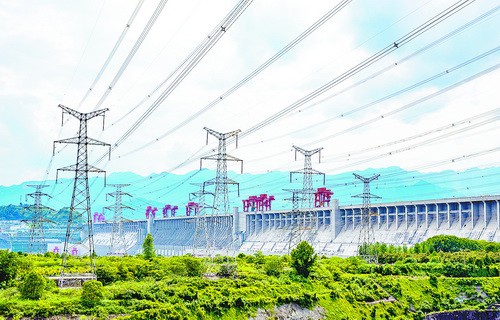 三峡电站投产20年 发电超1.6万亿度