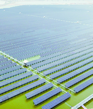 三峡电站投产20年 发电超1.6万亿度