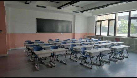 雄安史家胡同小学，紧锣密鼓迎开学