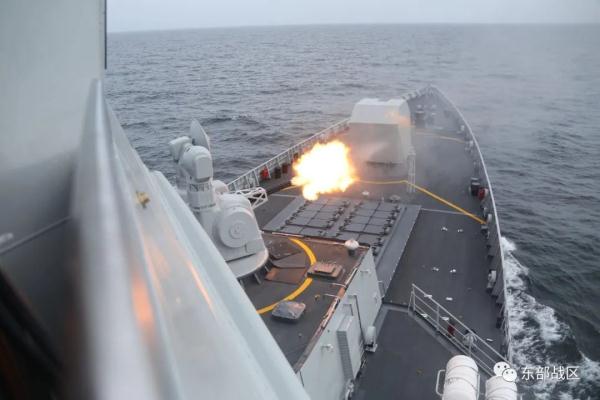 东海海域！实兵实弹演练！